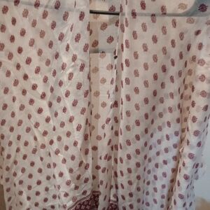 Elegant Red and Cream Patterned Kimono